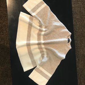 BEAUTIFUL BANANA REPUBLIC OVERSIZED SWEATER